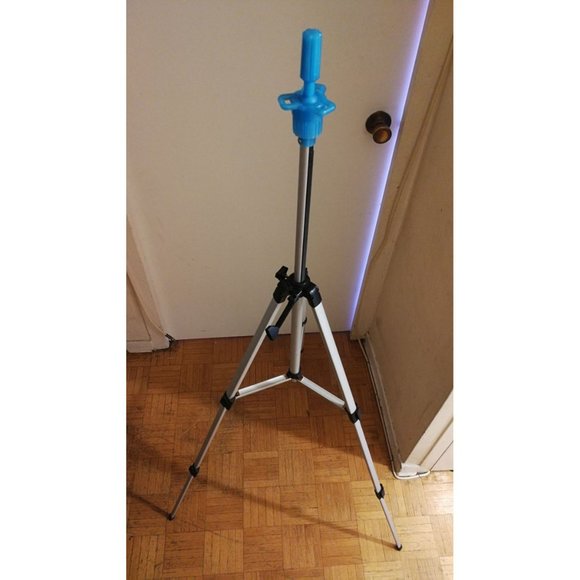 Mannequin head tri pod stand - Picture 2 of 4